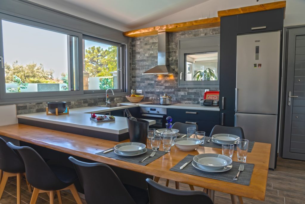 GALLERY HOME
